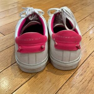Givenchy Sneakers